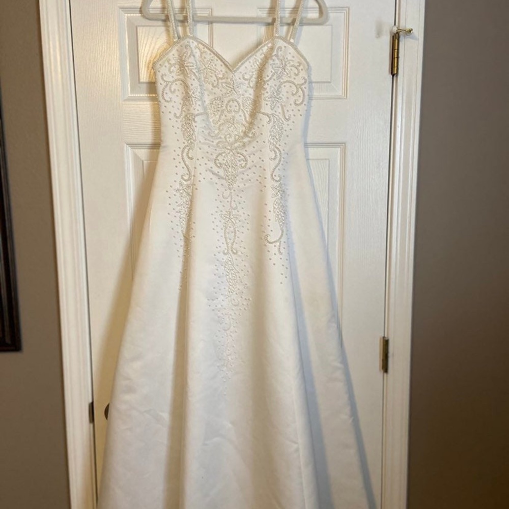 Macis Wedding Dress